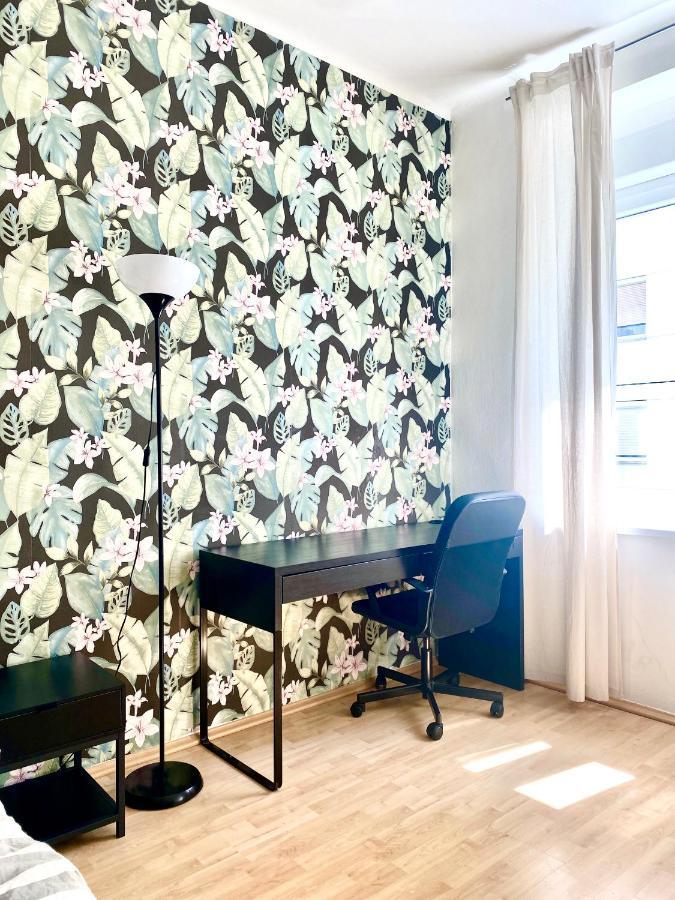 Central Comfy Apartment - Self Check-In Graz Luaran gambar
